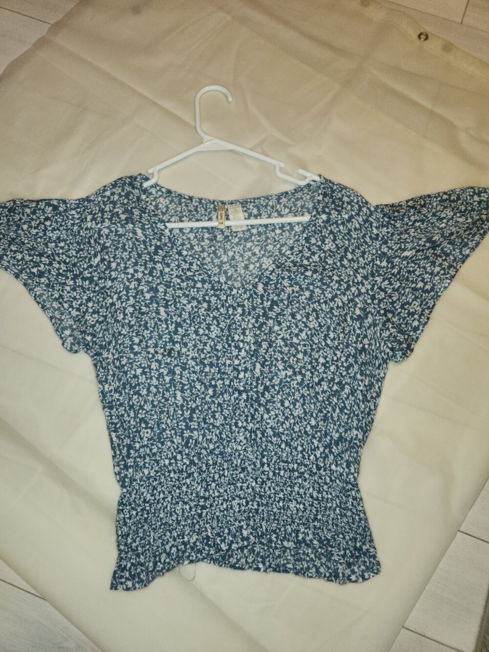 Women's Japna Blue Floral Top – Size Medium